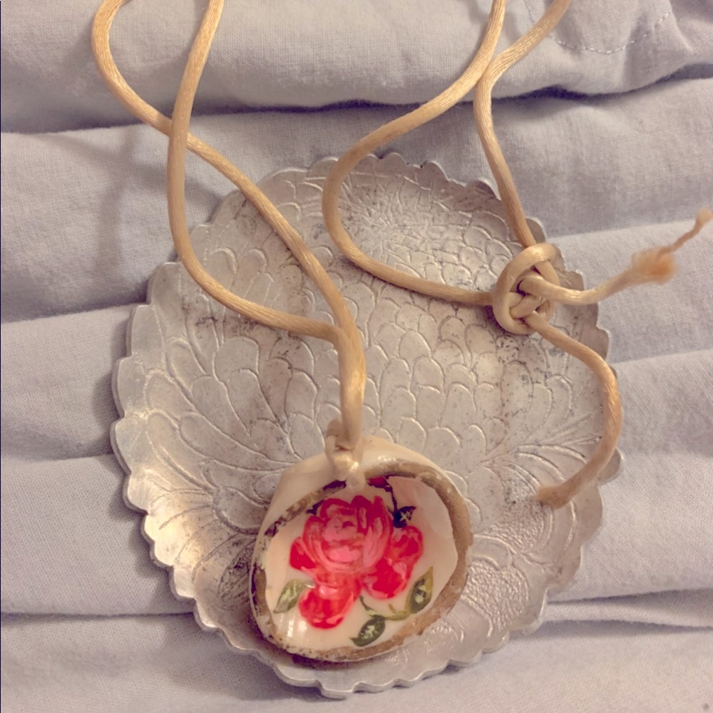 Vintage Shell Necklace